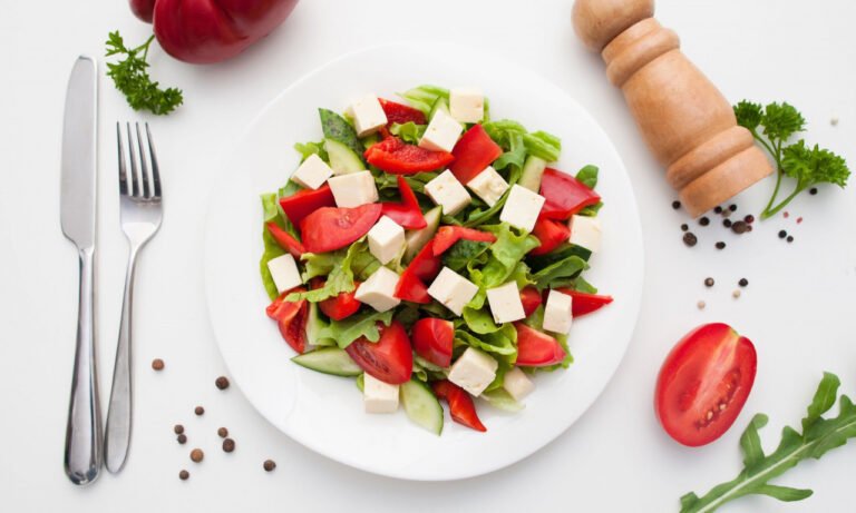 Read more about the article Γιατί η μεσογειακή διατροφή είναι η καλύτερη για τους επιζώντες από καρκίνο