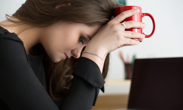 Read more about the article Πρώιμα προειδοποιητικά σημάδια έλλειψης μαγνησίου που πρέπει να προσέχουν οι γυναίκες