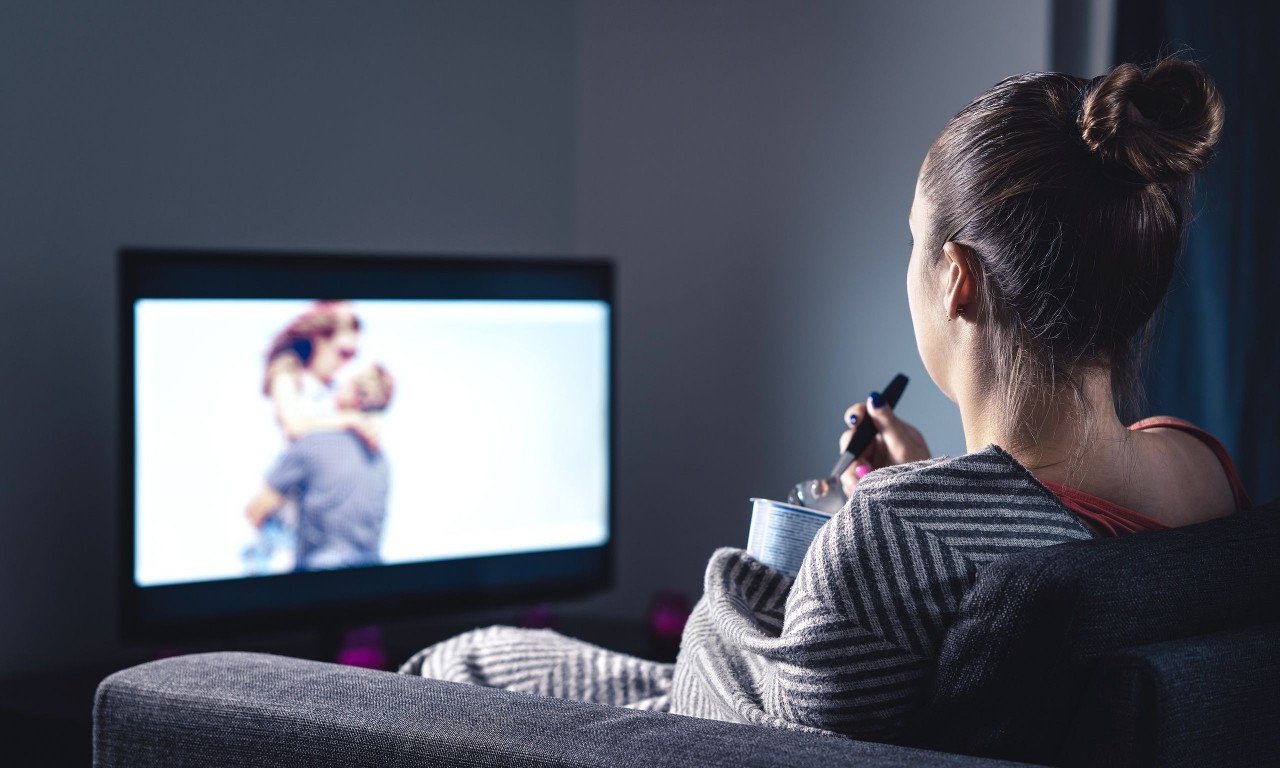 You are currently viewing Η βραδινή συνήθεια που μπορεί να συμβάλλει στην άνοια