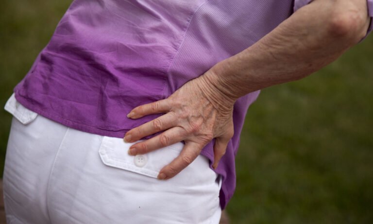 Read more about the article Κάταγμα λόγω οστεοπόρωσης: Πώς θα το προλάβετε – Οι επικαιροποιημένες οδηγίες