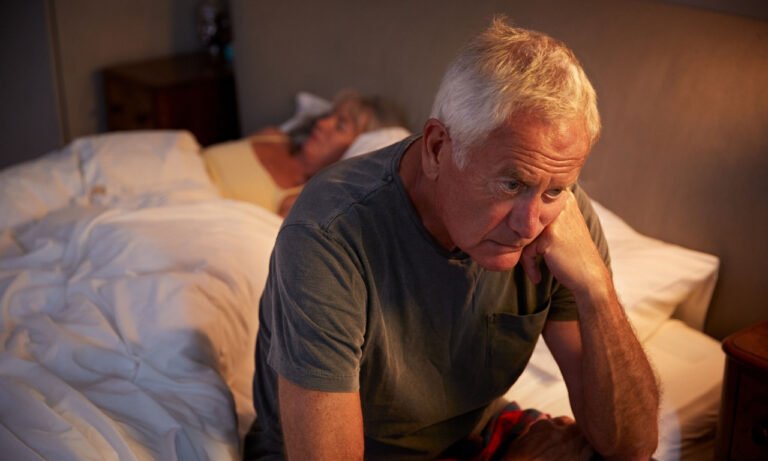 Read more about the article Ποιο πρώιμο σημάδι άνοιας εμφανίζεται συνήθως τα βράδια