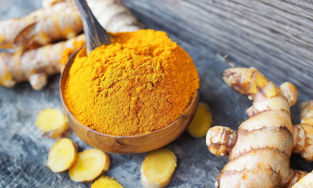 You are currently viewing Ποια φάρμακα δεν πρέπει να λαμβάνονται με τζίντζερ και κουρκουμά