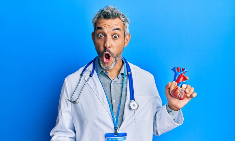 Read more about the article Ο άντρας που έζησε με δύο καρδιές – Τι έγινε όταν σταμάτησαν ταυτόχρονα