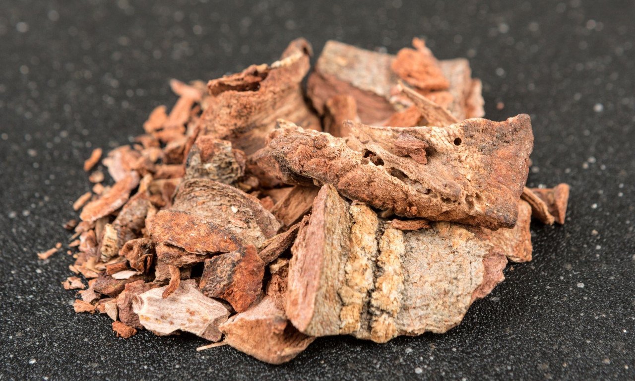 You are currently viewing Το αφέψημα που βελτιώνει τα συμπτώματα της κολίτιδας και πώς θα το φτιάξετε