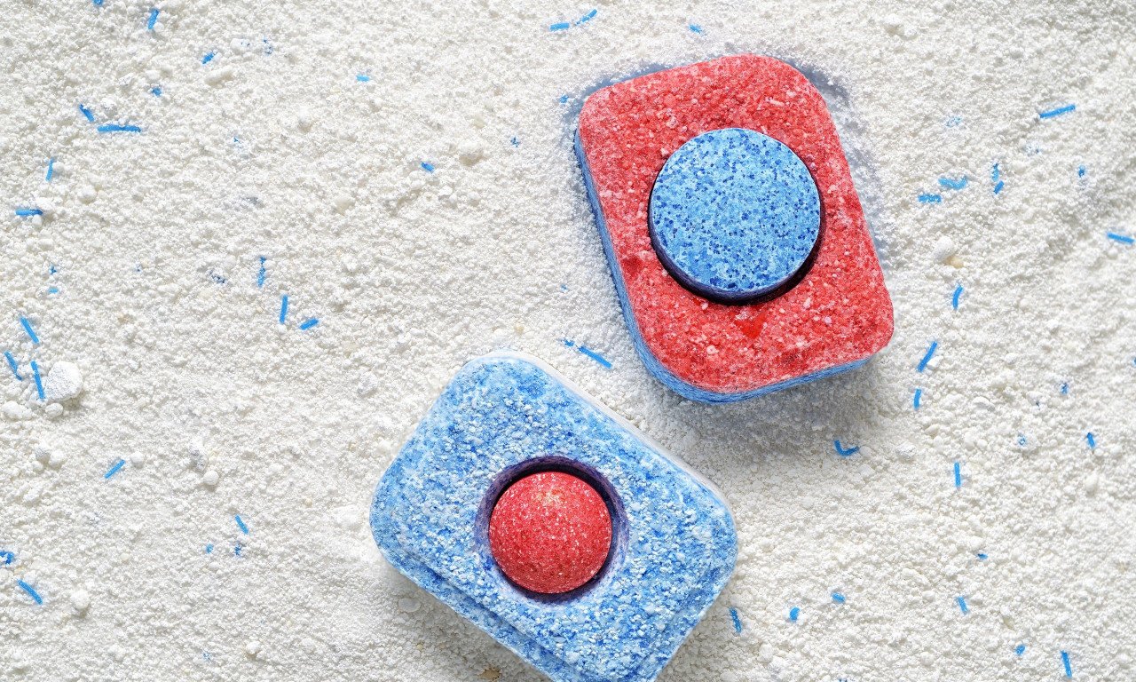 You are currently viewing Πώς να φτιάξετε μη-τοξικό απορρυπαντικό για το πλυντήριο πιάτων