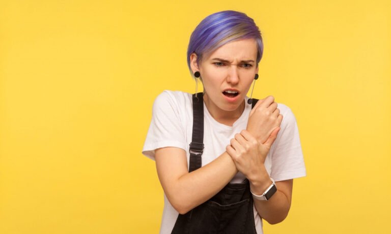 Read more about the article Πώς να προλάβετε το σύνδρομο καρπιαίου σωλήνα – Συγκεκριμένες τεχνικές