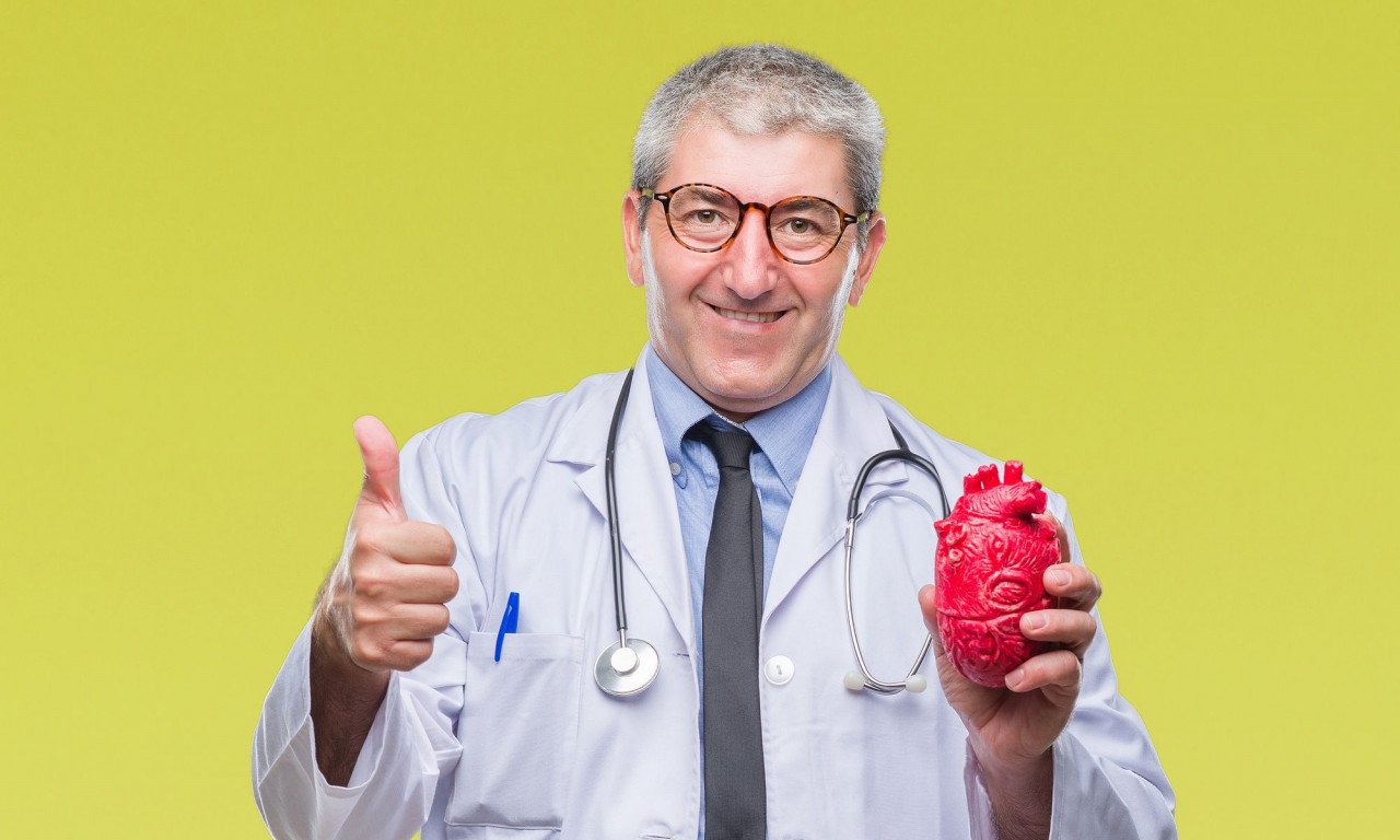 You are currently viewing Καρδιολόγος λέει ότι μια αλλαγή θα μειώσει χοληστερόλη και πίεση