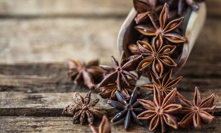 Read more about the article Το μπαχαρικό που καταπολεμά την αρθρίτιδα: Ωφελεί τις αρθρώσεις και δυναμώνει τα οστά