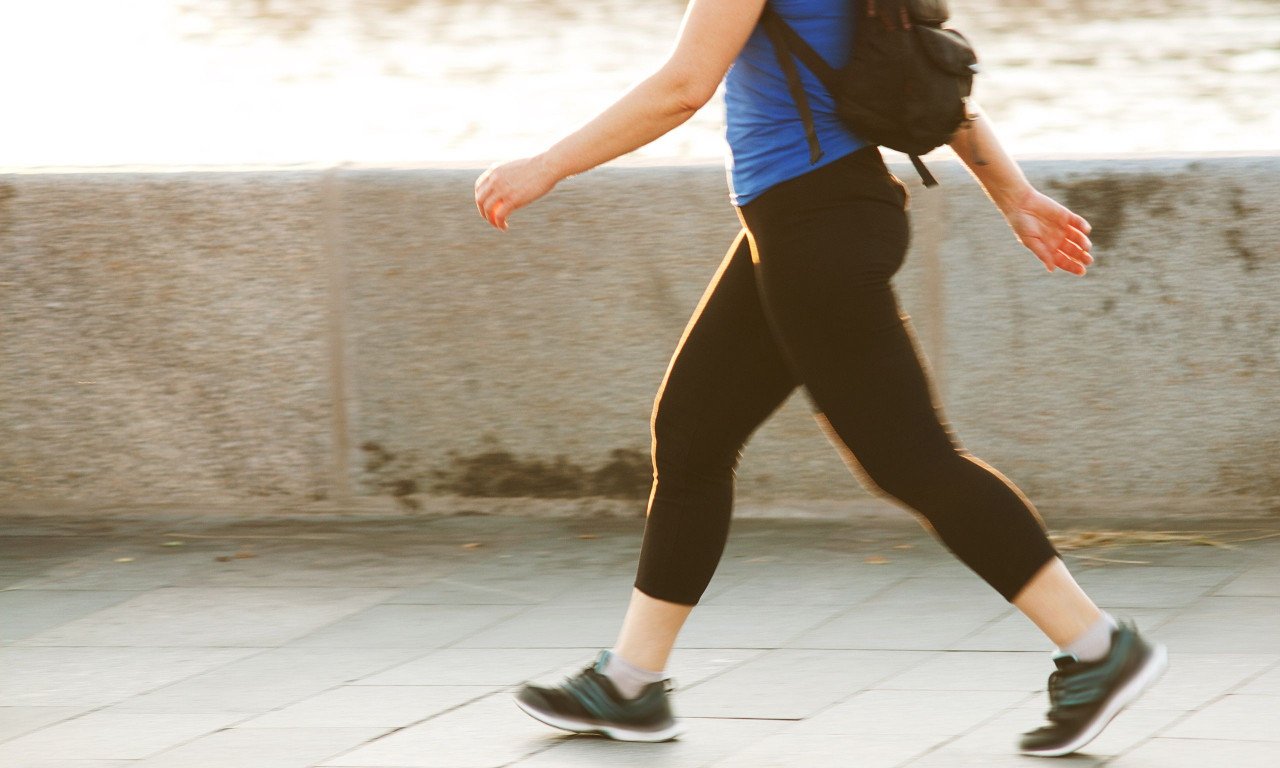 You are currently viewing Πόσο γρήγορα πρέπει να περπατάτε για να κάνετε καλό στην καρδιά σας