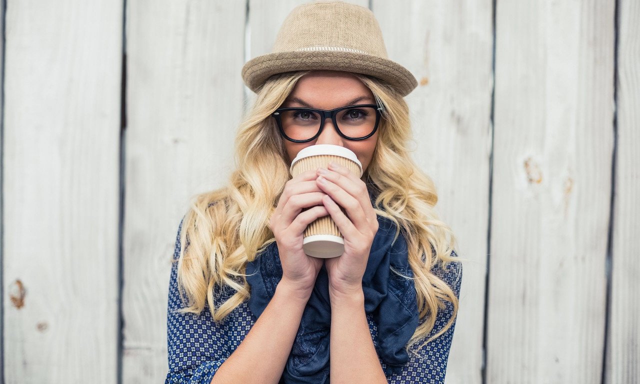 You are currently viewing Το πίνουμε καθημερινά και ανακουφίζει από τη δυσκοιλιότητα – Ποια είναι όμως η ιδανική ποσότητα;