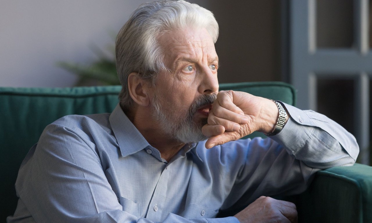 You are currently viewing Αλτσχάιμερ: Οι κοινωνικοί παράγοντες που αυξάνουν τον κίνδυνο και αλλάζουν τη δομή του εγκεφάλου