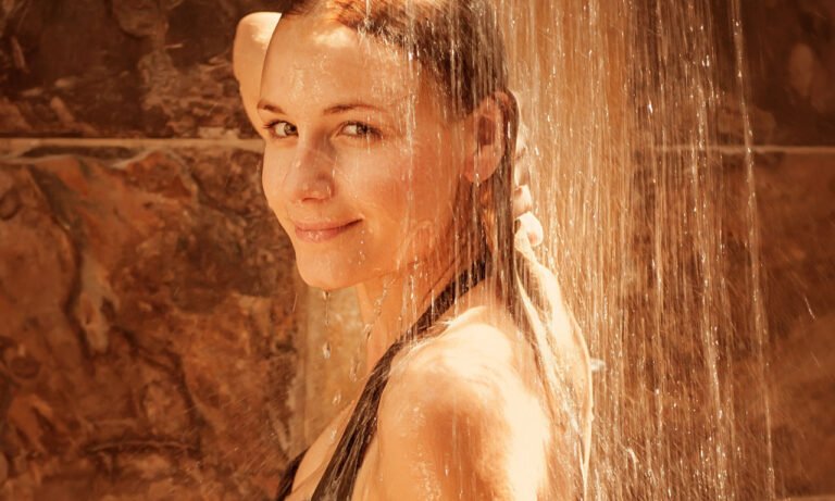 Read more about the article Τι είναι το πρώτο πράγμα που πρέπει να κάνετε μετά από ηλιακό έγκαυμα