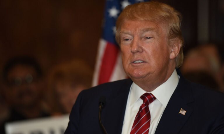 Read more about the article Χρόνια φλεβική ανεπάρκεια: Τι γνωρίζουμε για την πάθηση με την οποία διαγνώστηκε ο Ντόναλντ Τραμπ