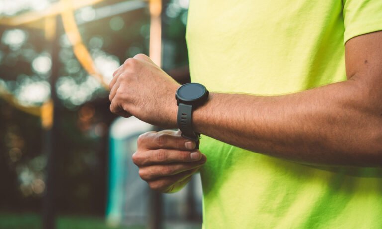 Read more about the article Πόσο γρήγορα πρέπει να περπατάμε για να έχουμε οφέλη για την υγεία