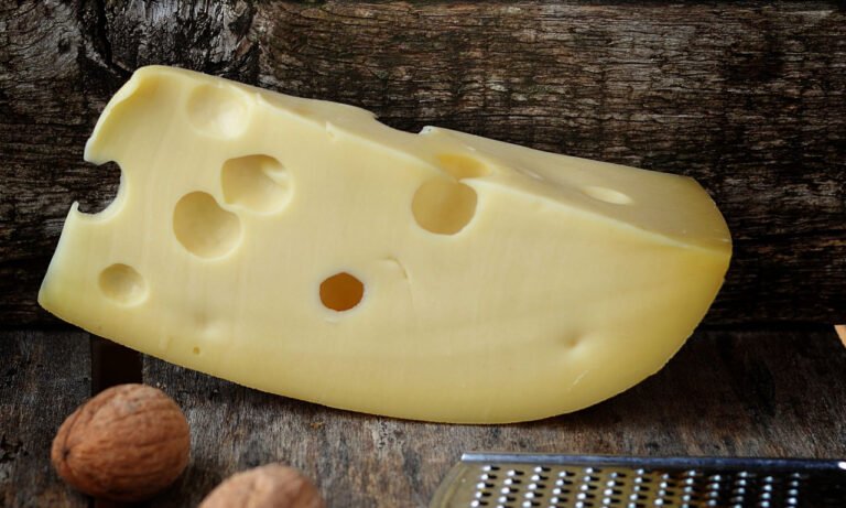 Read more about the article Γιατί τα γαλακτοκομικά καταστρέφουν τον ύπνο