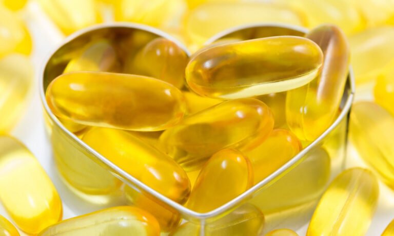 Read more about the article Προκαλούν τα ιχθυέλαια κολπική μαρμαρυγή; Τι δείχνουν οι μελέτες