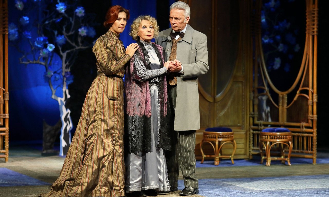 You are currently viewing Τα οφέλη του θεάτρου για τους ασθενείς με Πάρκινσον