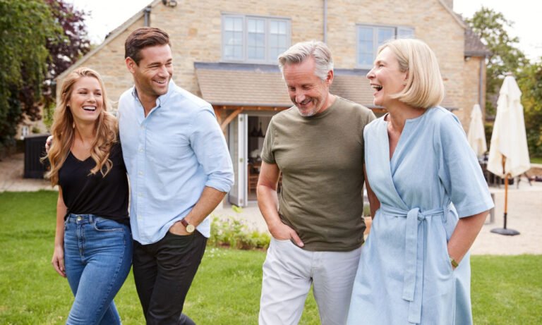 Read more about the article Ανησυχείτε για το Αλτσχάιμερ; Ξεκινήστε το περπάτημα, λέει νέα 10ετής έρευνα