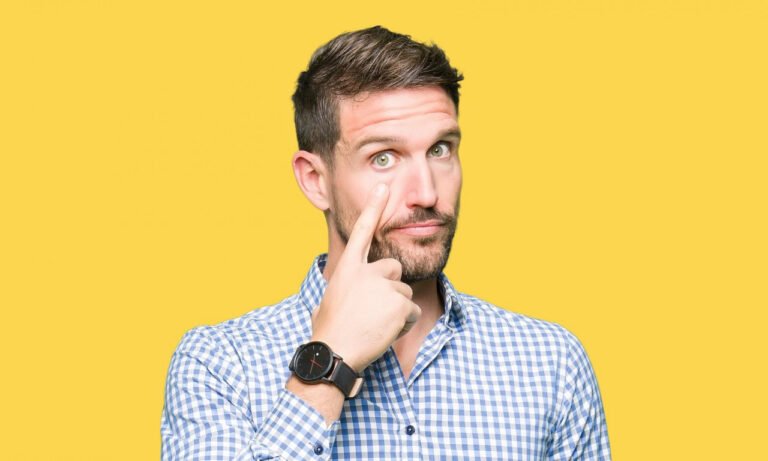 Read more about the article Τι επιβάλλεται να ξέρετε αν ξαφνικά έχετε θολή όραση μόνο από το ένα μάτι