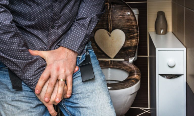 Read more about the article 7 λόγοι που νιώθετε διαρκώς την ανάγκη να ουρήσετε