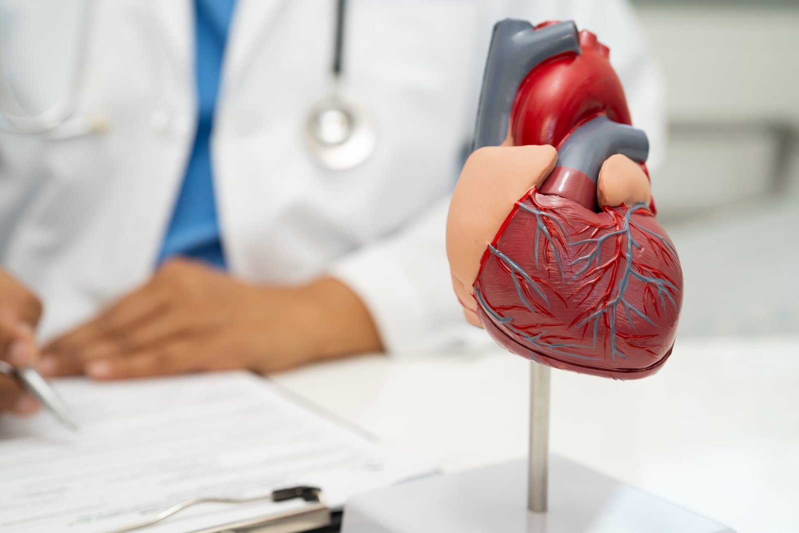 You are currently viewing Υπέρηχος στο σπίτι για καρδιολογικούς ασθενείς: Πότε είναι απαραίτητο το triplex κατ’ οίκον