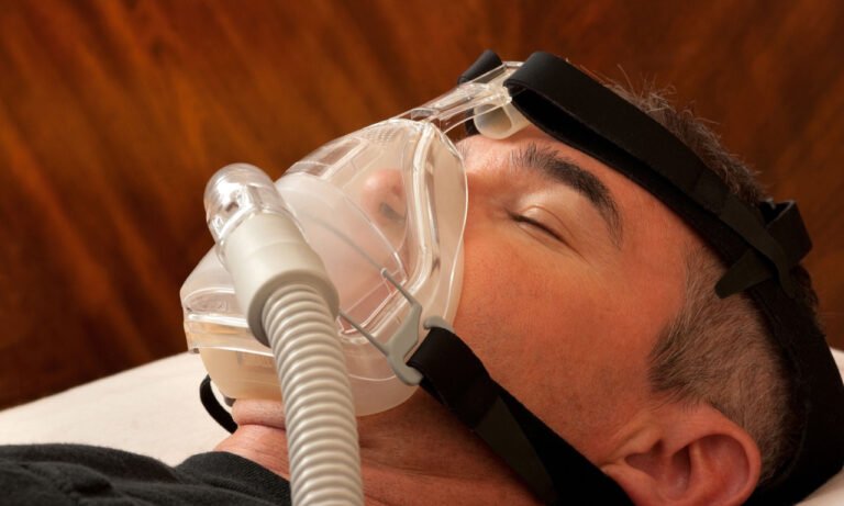 Read more about the article Άπνοια ύπνου: Μπορεί η συσκευή CPAP να αυξήσει τον καρδιακό κίνδυνο;