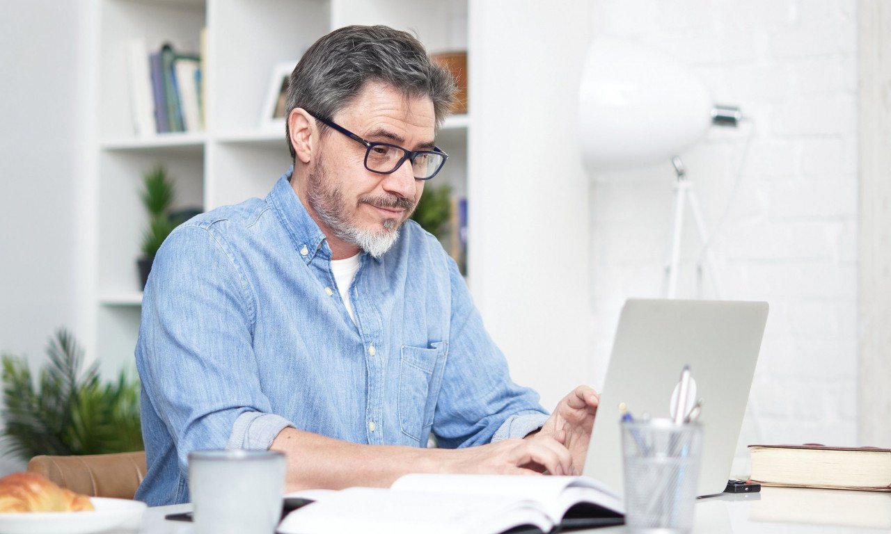 You are currently viewing Γιατί το σώμα αρχίζει να γερνά πιο γρήγορα στα 50